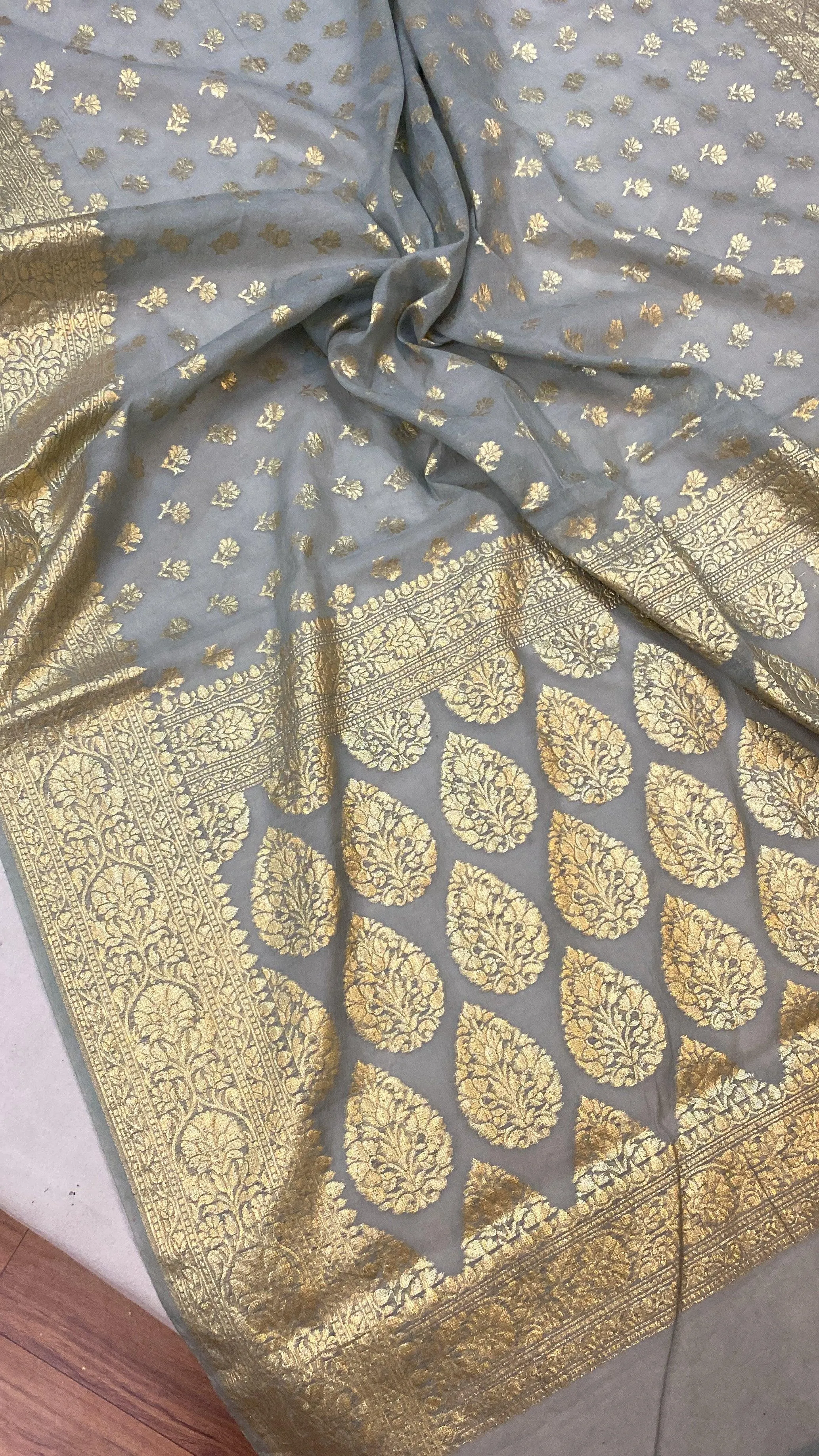 Elegant Grey Handloom Cotton Silk Banarasi Saree with Golden Zari Work