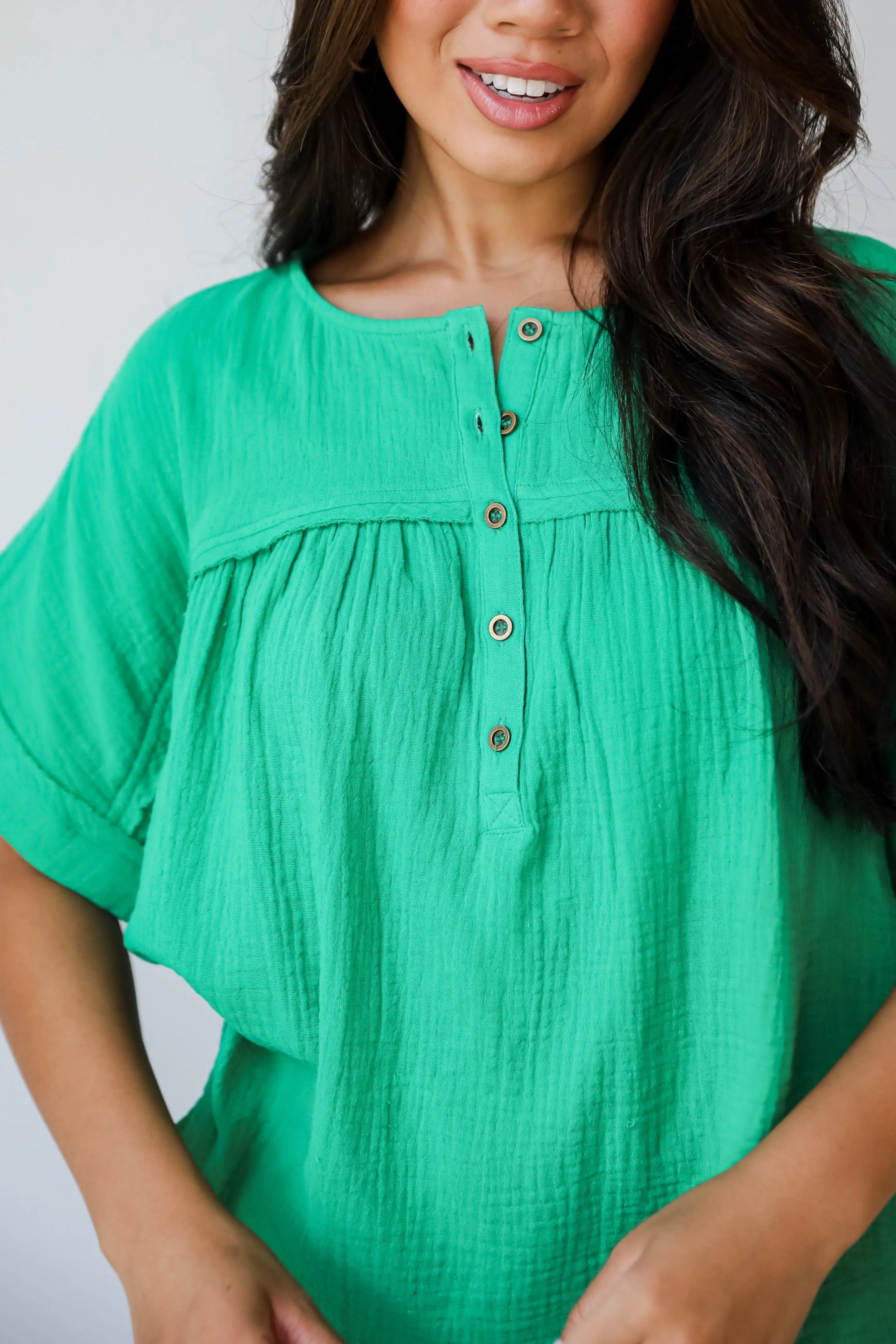 FINAL SALE - Sensational Instincts Kelly Green Linen Blouse