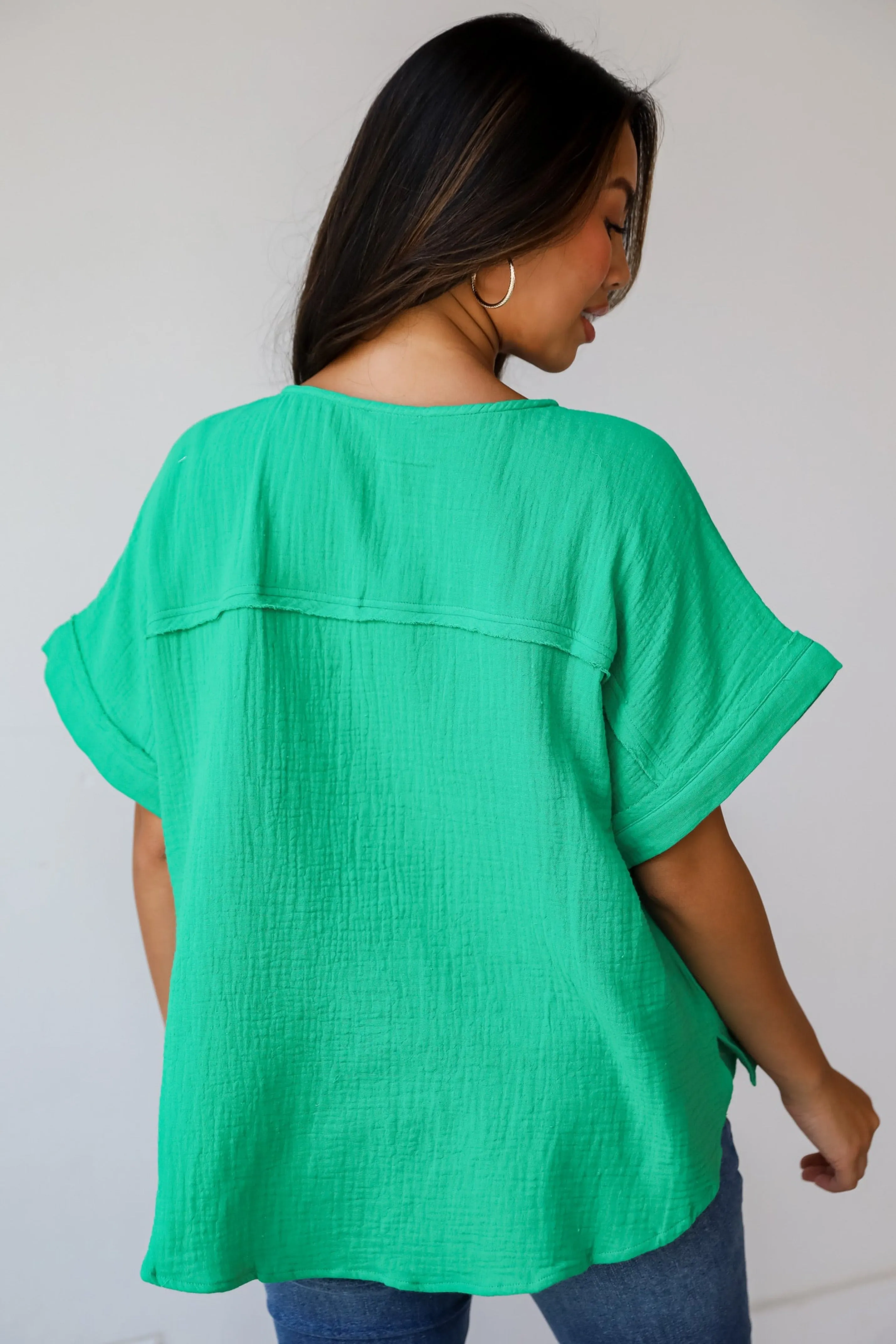 FINAL SALE - Sensational Instincts Kelly Green Linen Blouse