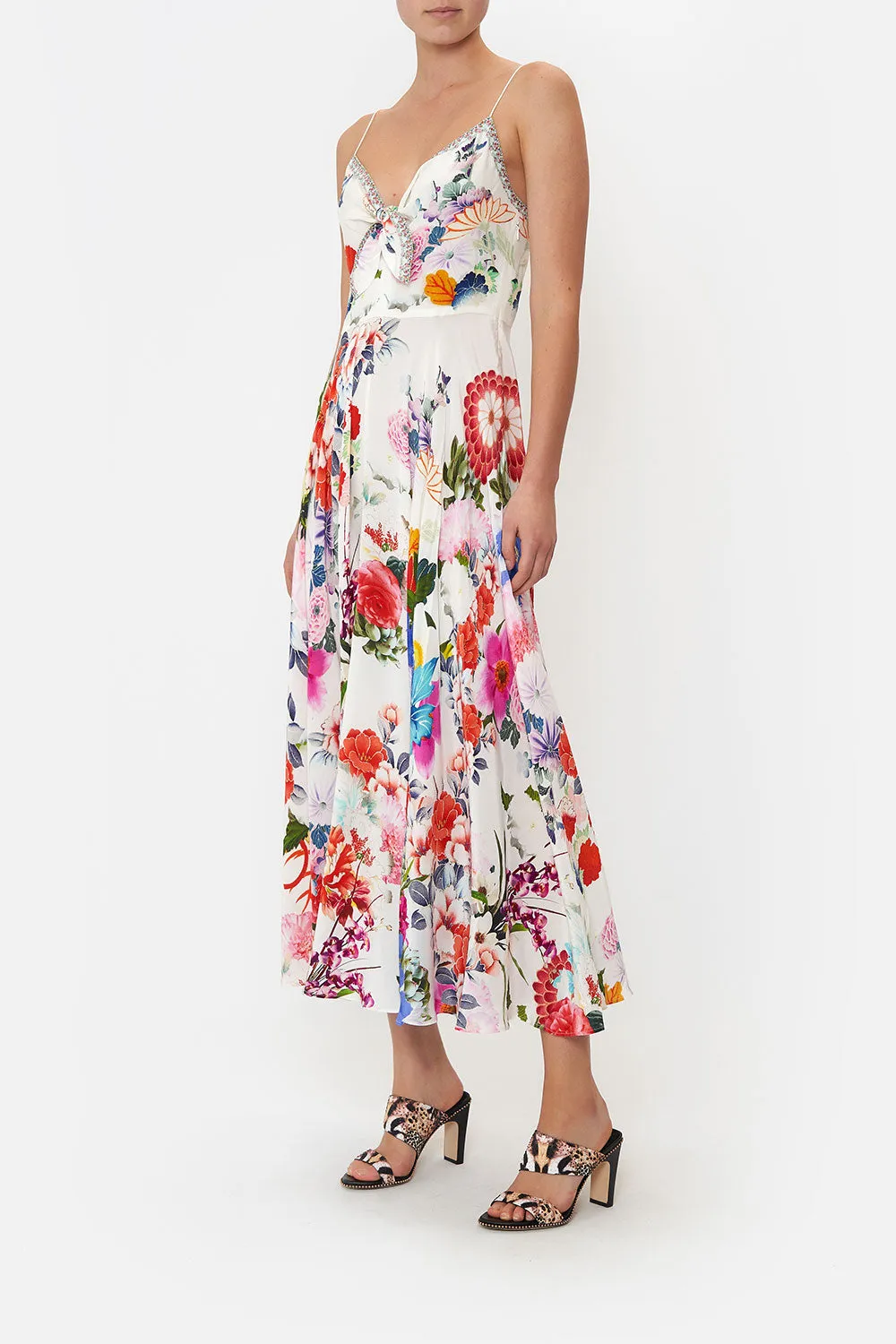 LONG DRESS WITH TIE FRONT MEMORIES OF A GARDEN