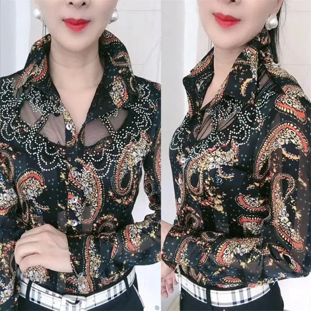 Long-sleeved styled Lace Stitching Ladies chiffon collar blouse with floral details