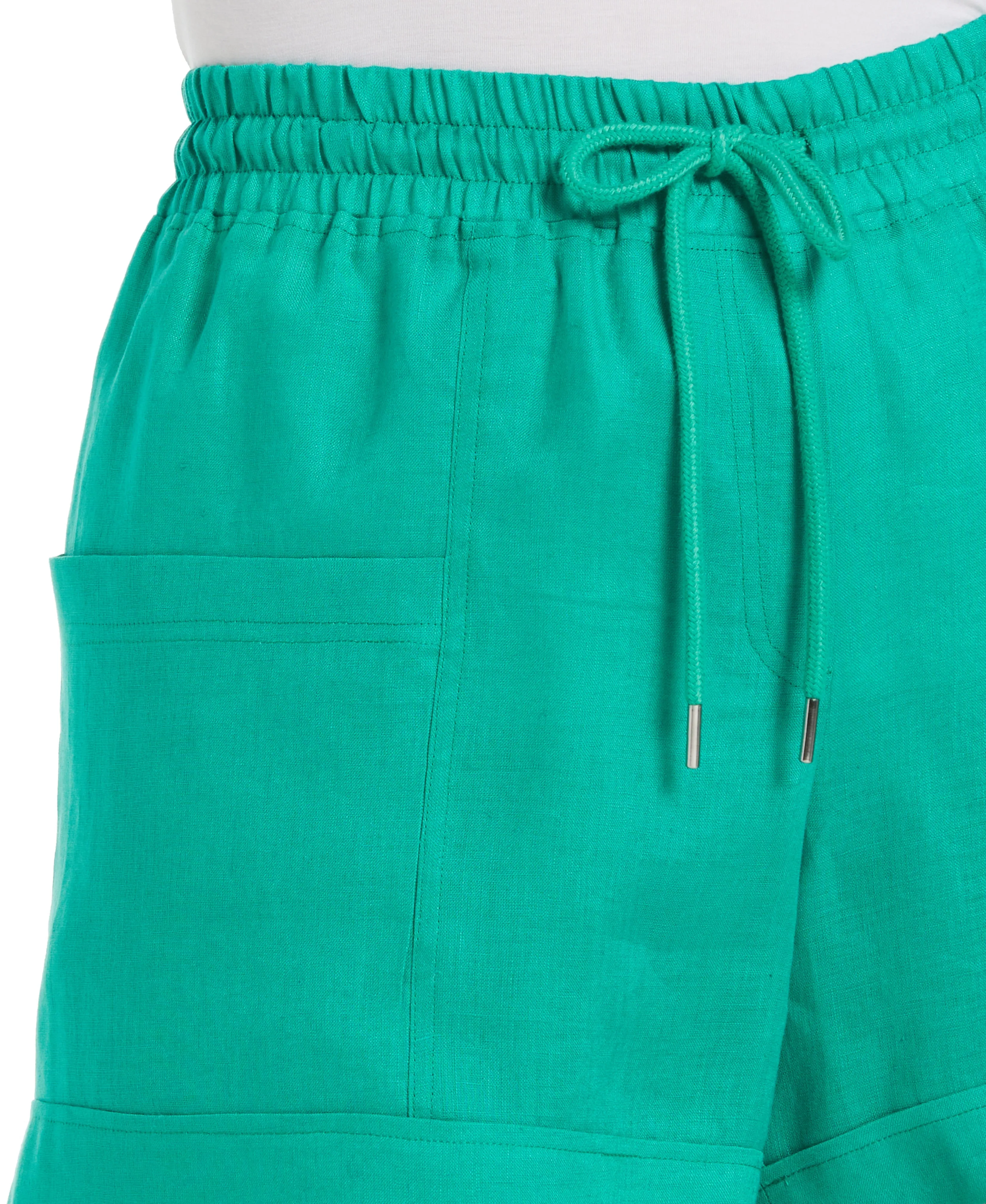 Petite Modern Fit Seamed Linen Short