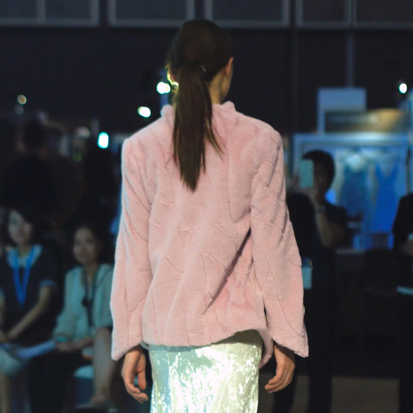 Pointy cozy faux-fur pink jacket