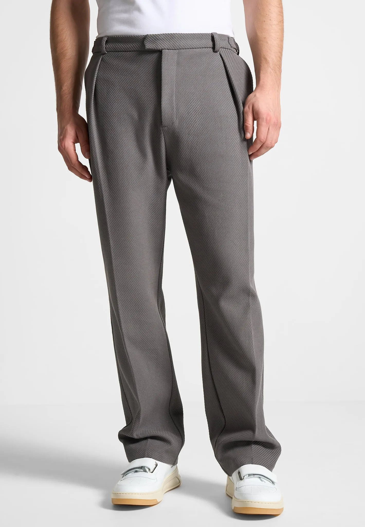 Relaxed Fit Twill Pleated Tailored Trousers - Grey